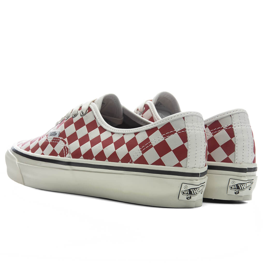 Premium LX Authentic 44 Diamond - Checkerboard Red/Marshmallow White