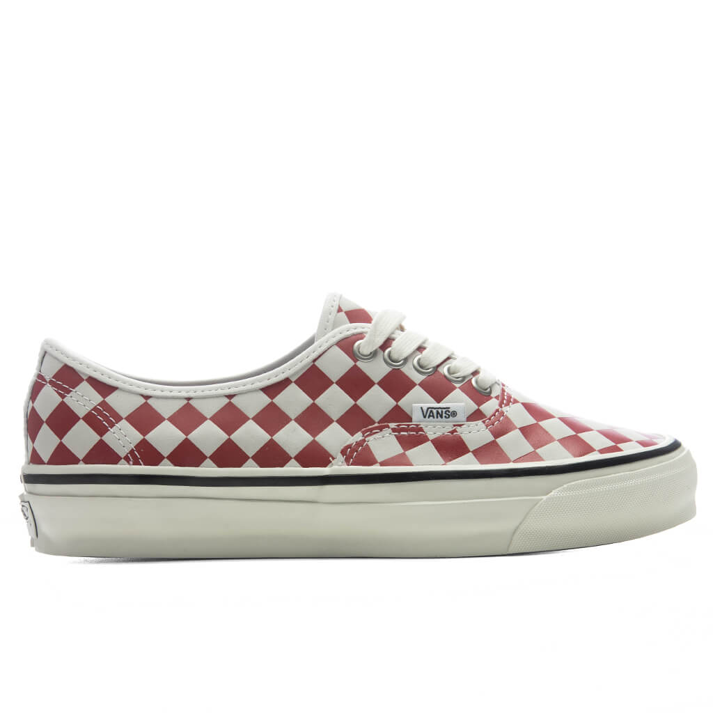 Premium LX Authentic 44 Diamond - Checkerboard Red/Marshmallow White