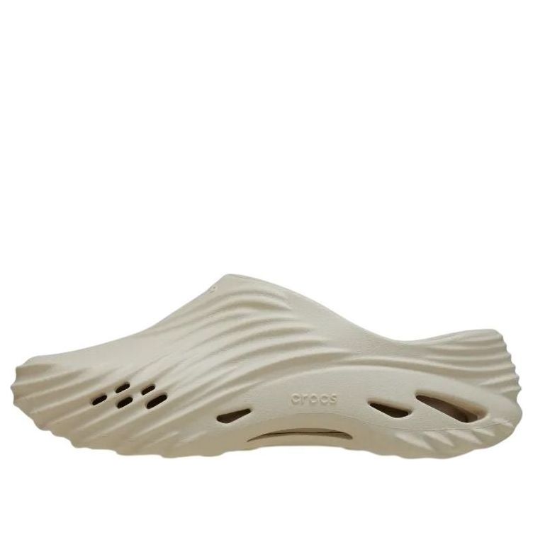 Crocs Echo Wave Clogs 'Almond Tint' 210521-0LL