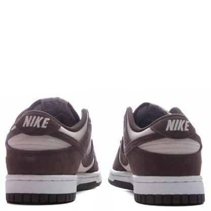 Women's Dunk Low SE - Light Orewood Brown/Baroque Brown/White